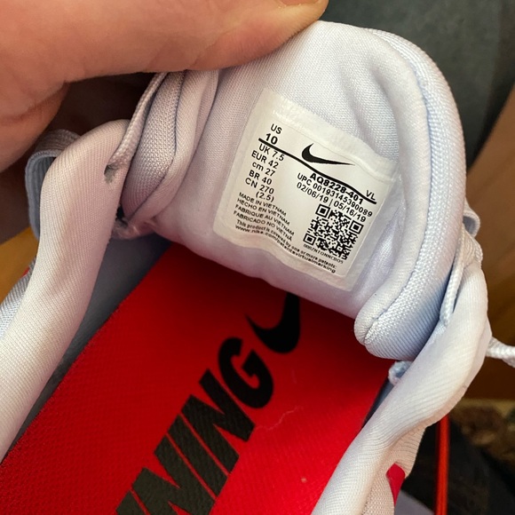 Nike Zoom Winflo 6 Running Shoes - Picture 7 of 8